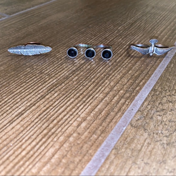 Bundle of 3 Two-Finger Fashion Rings - Picture 10 of 10